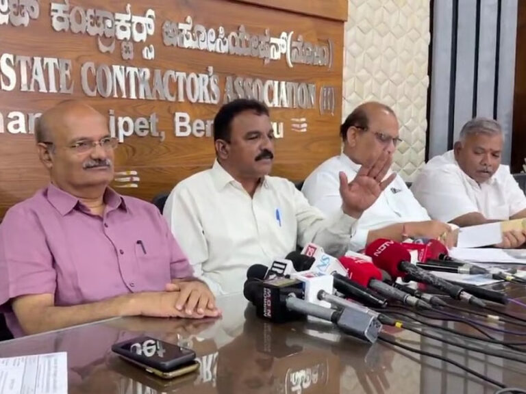 karnataka contractors threaten