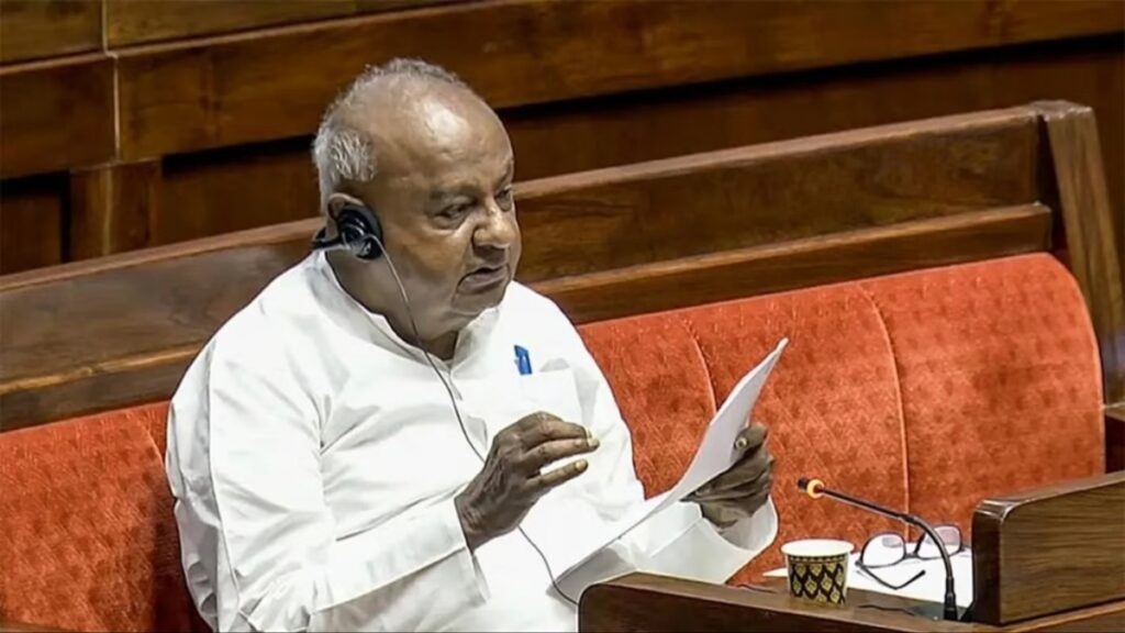 hd deve gowda emotional