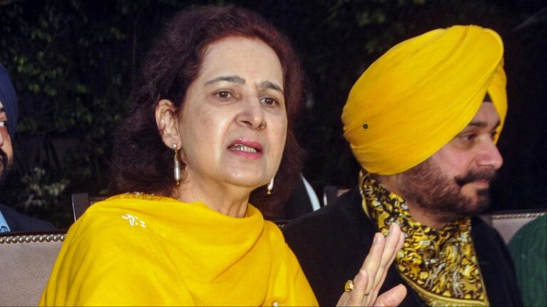 navjot kaur criticizes rahul